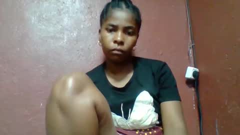 rovaelyah online show from March 2026 01:18:01 PM