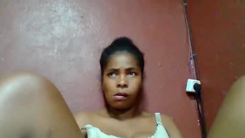 rovaelyah online show from March 2026 05:42:02 PM