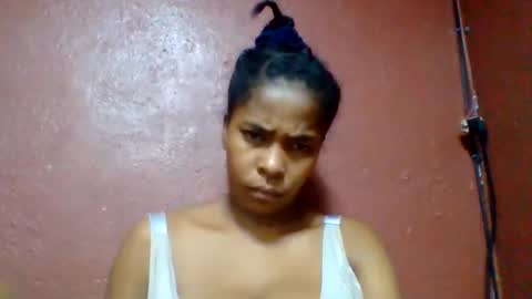 Snapshot of rovaelyah chatting on May 2026 03:38:01 PM rovaelyah online show from May 2026 03:38:01 PM