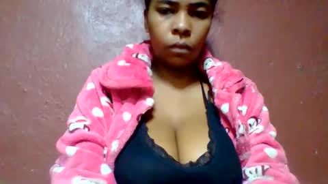 Snapshot of rovaelyah chatting on May 2026 02:41:01 AM rovaelyah online show from May 2026 02:41:01 AM