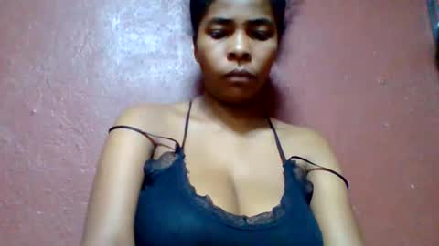 Snapshot of rovaelyah chatting on June 2026 03:30:02 AM rovaelyah online show from June 2026 03:30:02 AM