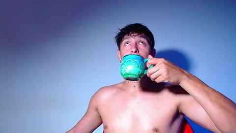 rowanboy23 online show from April 2026 10:48:02 PM