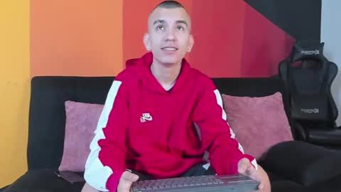 Snapshot of rowancley chatting on September 2025 12:05:02 PM Rowan online show from September 2025 12:05:02 PM