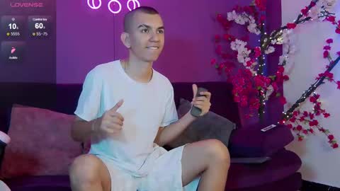 Snapshot of rowancley chatting on September 2025 12:50:02 PM Rowan online show from September 2025 12:50:02 PM