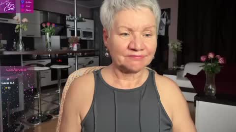 Roxana online show from February 2025 06:31:02 PM