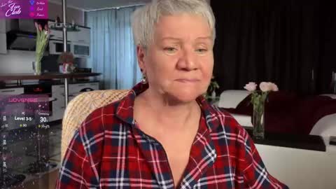 Roxana online show from March 2025 11:42:02 AM