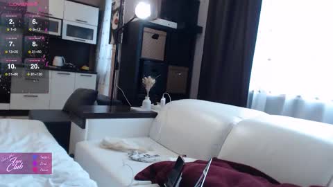 Roxana online show from October 2025 07:19:01 AM