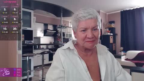 Snapshot of roxana_brooks chatting on February 2026 07:18:01 AM Roxana online show from February 2026 07:18:01 AM