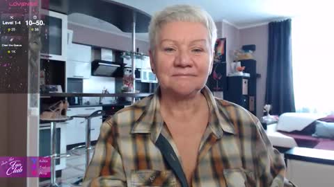 Snapshot of roxana_brooks chatting on February 2026 08:19:01 AM Roxana online show from February 2026 08:19:01 AM