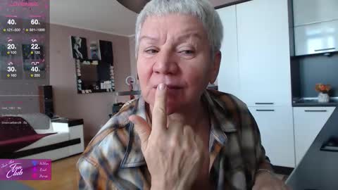 Snapshot of roxana_brooks chatting on February 2026 11:14:02 AM Roxana online show from February 2026 11:14:02 AM