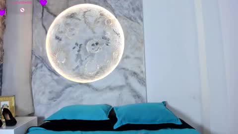 Snapshot of roxanaborns chatting on November 2025 12:38:02 PM roxanaborns online show from November 2025 12:38:02 PM