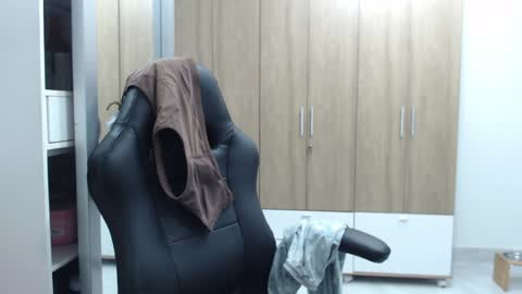 Snapshot of roxanalove7 chatting on February 2025 02:08:02 AM Roxana online show from February 2025 02:08:02 AM