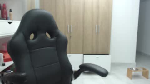 Snapshot of roxanalove7 chatting on February 2025 04:47:01 AM Roxana online show from February 2025 04:47:01 AM