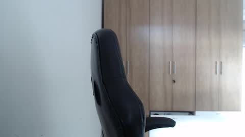 Roxana online show from December 2025 09:19:02 PM