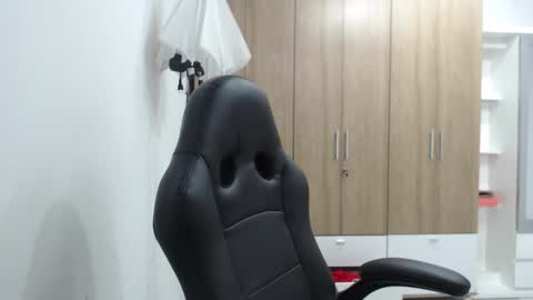 Snapshot of roxanalove7 chatting on January 2026 05:27:02 PM Roxana online show from January 2026 05:27:02 PM