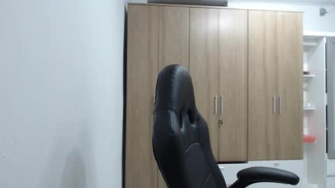 Snapshot of roxanalove7 chatting on January 2026 12:27:02 AM Roxana online show from January 2026 12:27:02 AM