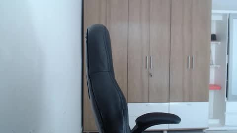 Snapshot of roxanalove7 chatting on February 2026 07:03:02 PM Roxana online show from February 2026 07:03:02 PM