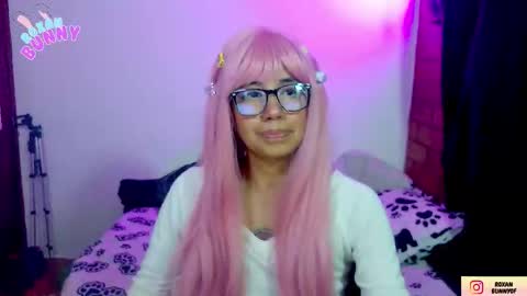 Snapshot of roxanbunny chatting on November 2025 05:40:01 AM roxxy online show from November 2025 05:40:01 AM