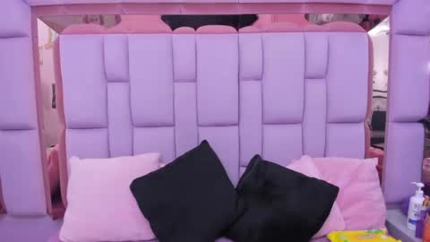 roxane_vega online show from July 2026 06:12:01 PM
