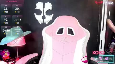 Snapshot of roxaneevans_ chatting on February 2025 10:07:02 AM Roxane online show from February 2025 10:07:02 AM