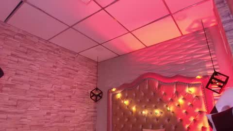 Snapshot of roxanne_han chatting on October 2025 11:39:02 AM roxanne_han online show from October 2025 11:39:02 AM