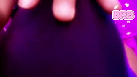 Snapshot of roxanne_han chatting on June 2026 12:10:01 PM roxanne_han online show from June 2026 12:10:01 PM