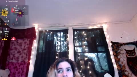 Snapshot of roxanneroulette chatting on June 2026 03:58:01 PM Silver online show from June 2026 03:58:01 PM