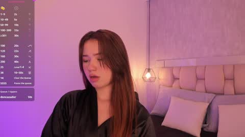 Snapshot of roxie_summers chatting on January 2025 01:58:02 AM Roxie online show from January 2025 01:58:02 AM