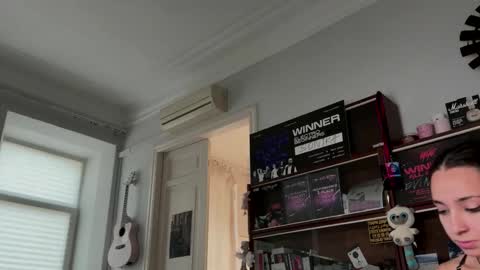 Roxie online show from November 2025 11:43:02 AM