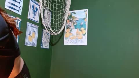 Roxie online show from October 2025 02:30:01 AM