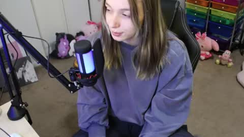 roxie online show from October 2025 02:38:01 PM