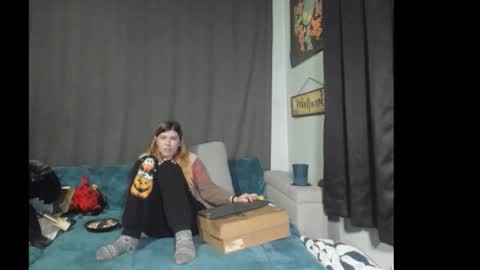 roxihazeleyes online show from December 2025 01:48:02 AM