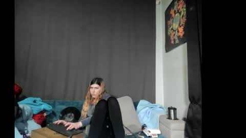 Snapshot of roxihazeleyes chatting on December 2025 07:36:02 AM roxihazeleyes online show from December 2025 07:36:02 AM