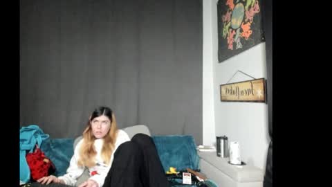 Snapshot of roxihazeleyes chatting on January 2026 02:33:02 PM roxihazeleyes online show from January 2026 02:33:02 PM