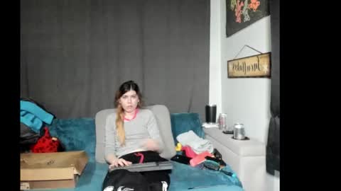 Snapshot of roxihazeleyes chatting on January 2026 06:12:02 PM roxihazeleyes online show from January 2026 06:12:02 PM