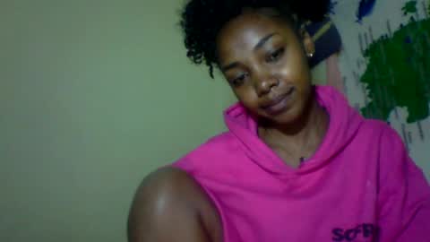 Snapshot of roxilita chatting on June 2026 11:22:02 PM Roxilita online show from June 2026 11:22:02 PM