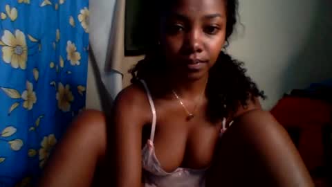 Snapshot of roxilita chatting on July 2026 04:59:02 AM Roxilita online show from July 2026 04:59:02 AM