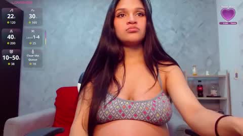 Snapshot of roxxi_2110 chatting on October 2025 02:22:02 AM roxxi_2110 online show from October 2025 02:22:02 AM