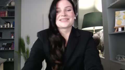 roxxiejet online show from November 2025 09:09:01 AM