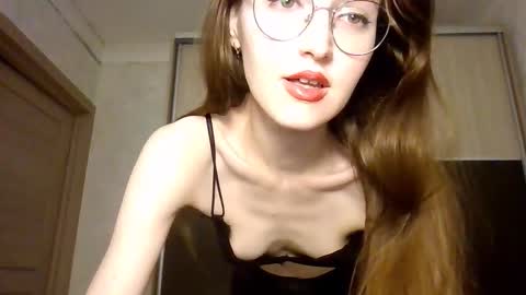 Roxxy Wharton online show from November 2025 06:23:01 AM