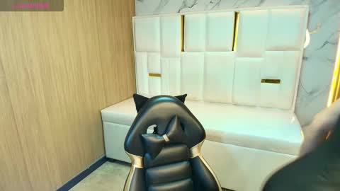 Roxy online show from March 2026 01:15:02 PM