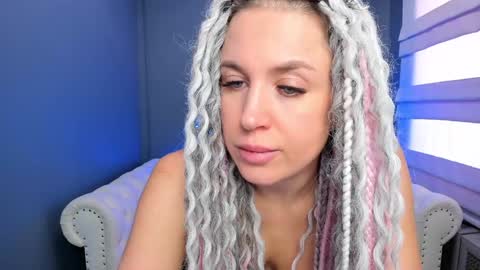 Roxy online show from January 2025 05:11:01 AM