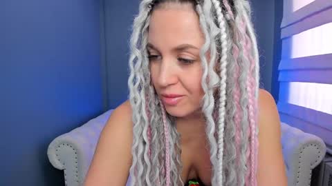 Roxy online show from January 2025 05:24:01 AM