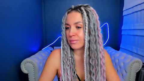 Snapshot of roxy_mars chatting on January 2026 01:21:02 AM Roxy online show from January 2026 01:21:02 AM