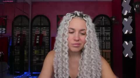 Snapshot of roxy_mars chatting on May 2026 01:56:01 AM Roxy online show from May 2026 01:56:01 AM