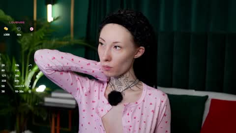 roxanne online show from March 2026 06:20:01 PM