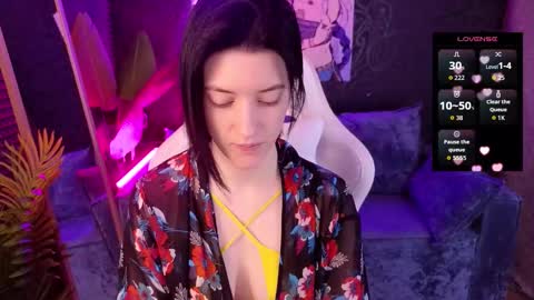 Snapshot of roxy_riot_ chatting on December 2025 01:33:02 AM roxy_riot_ online show from December 2025 01:33:02 AM