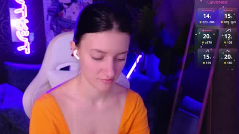 roxy_riot_ online show from April 2026 01:55:02 AM