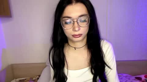 Snapshot of roxy_secret chatting on May 2026 11:38:01 AM Roxy online show from May 2026 11:38:01 AM