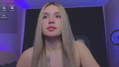 Roxy online show from November 2025 10:12:01 PM